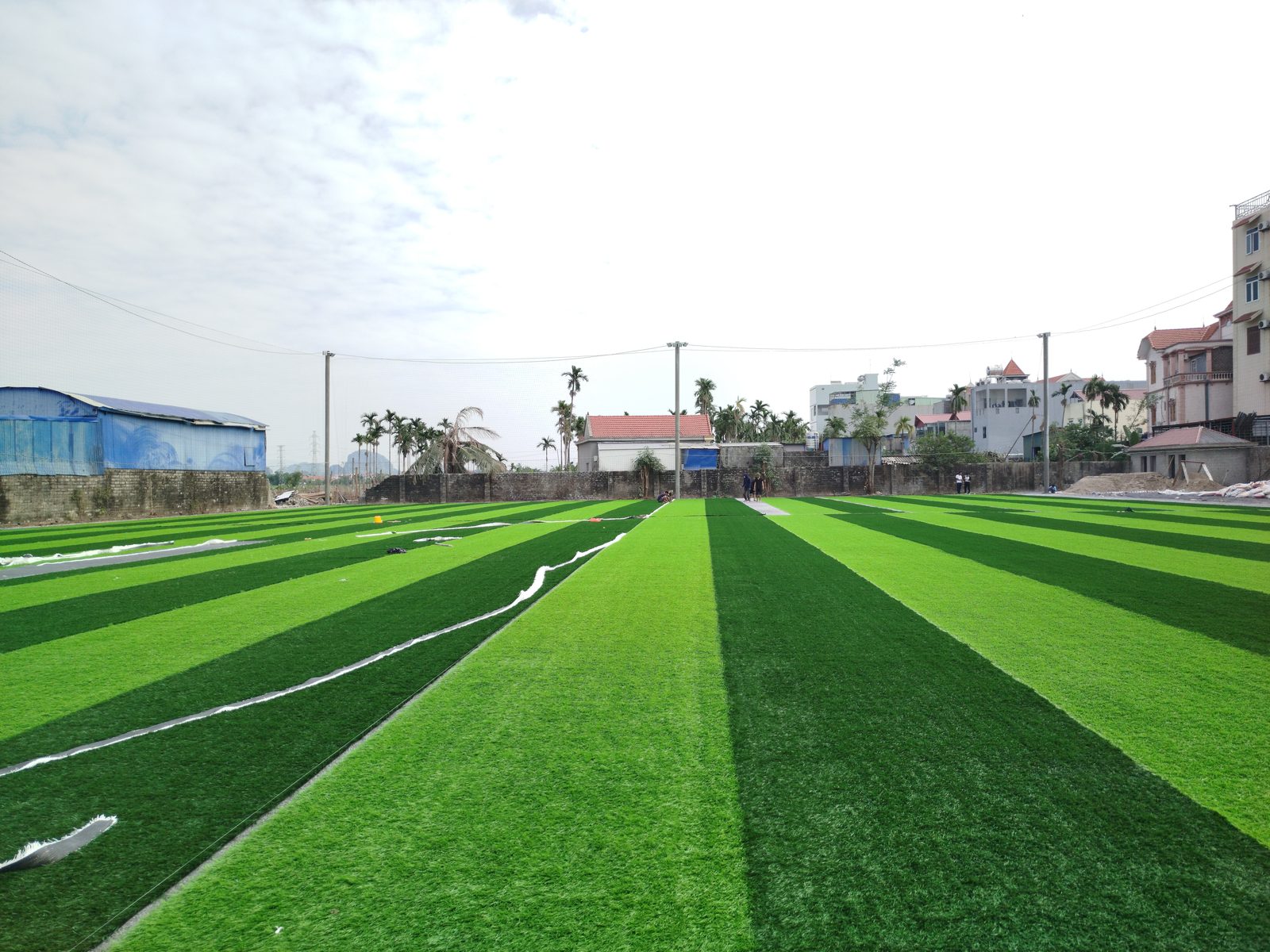 Sân Khuông FC Thủy Nguyên – sân cỏ nhân tạo do đội ngũ Nguyễn Đức Toàn thi công