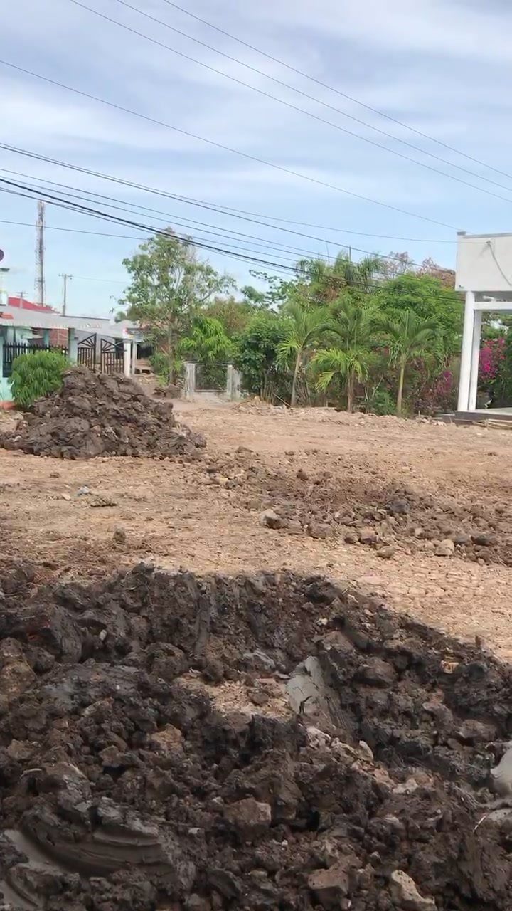 Sân thảo nguyên – sân cỏ nhân tạo do đội ngũ Nguyễn Đức Toàn thi công