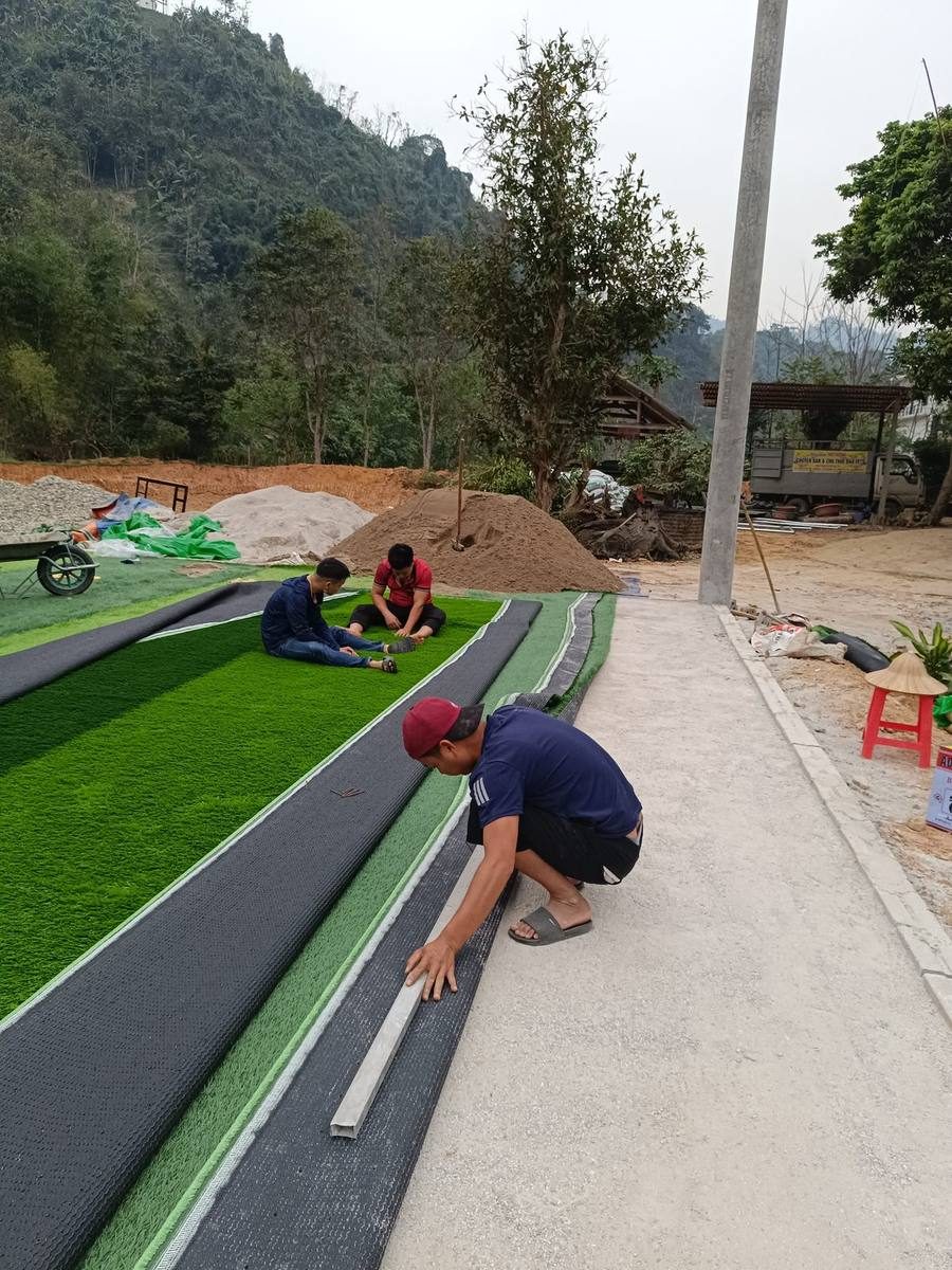 Sân Thiết Vương Tuyên Quang – sân cỏ nhân tạo do đội ngũ Nguyễn Đức Toàn thi công