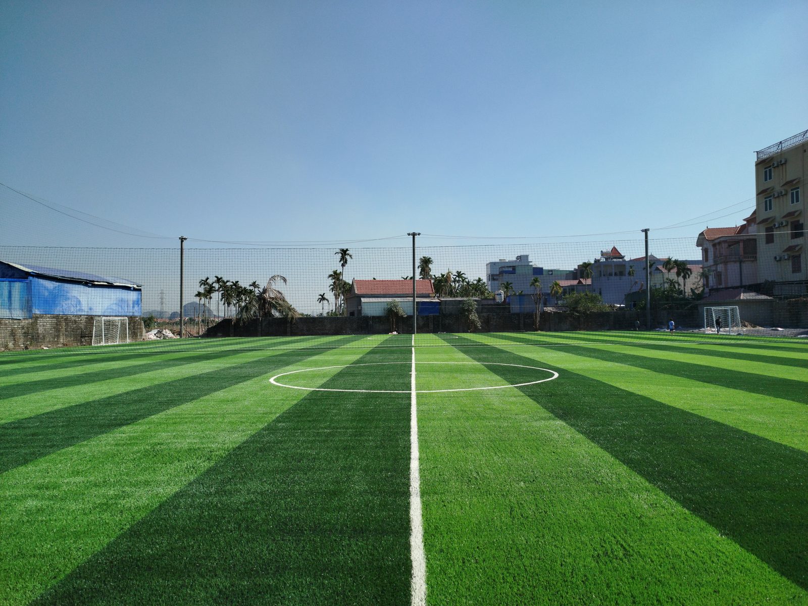 Sân Khuông FC Thủy Nguyên – sân cỏ nhân tạo do đội ngũ Nguyễn Đức Toàn thi công